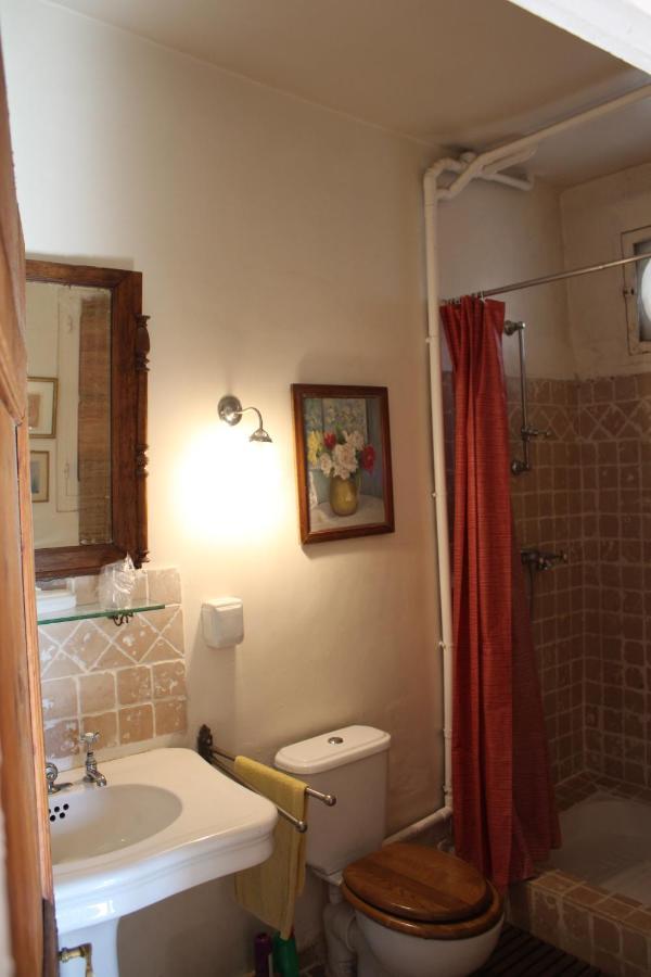 Sous L'Abricotier Bed and Breakfast Durban-Corbieres Eksteriør billede